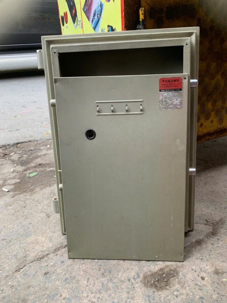sửa khóa két sắt tại nhà